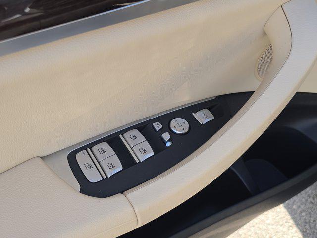 Photo of 2024 Black Sapphire Metallic BMW X3