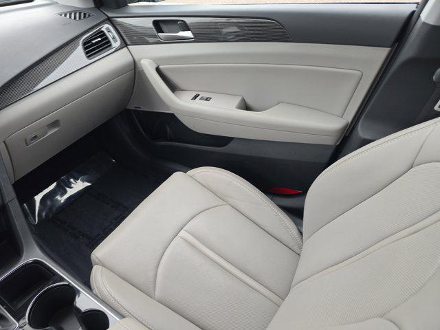 Photo of 2018 Lakeside Blue Hyundai SONATA