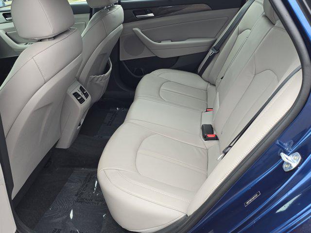 Photo of 2018 Lakeside Blue Hyundai SONATA