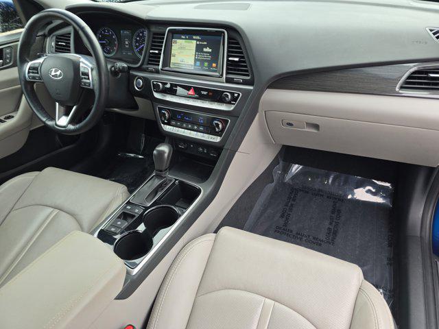 Photo of 2018 Lakeside Blue Hyundai SONATA