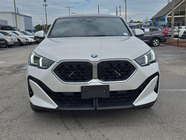 Photo of 2025 Mineral White Metallic BMW X2