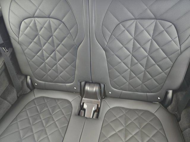 Photo of 2025 Gray BMW X7