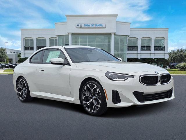 Photo of 2025 Alpine White BMW 230