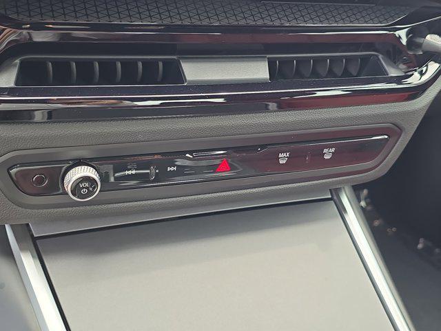 Photo of 2025 Alpine White BMW 230
