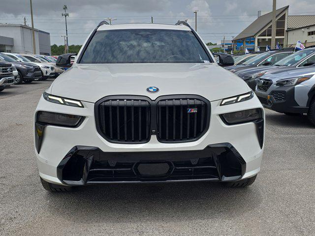 Photo of 2025 Alpine White BMW X7