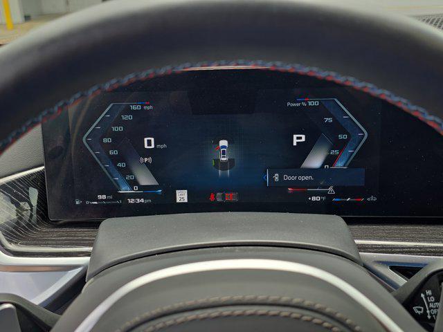 Photo of 2025 Alpine White BMW X7