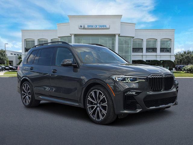 2022 BMW X7
