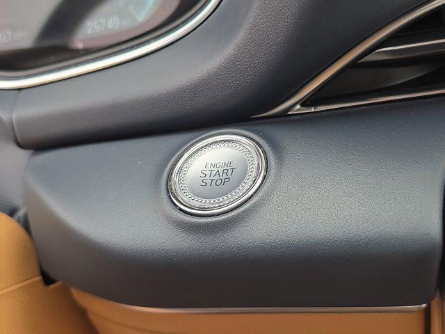 Photo of 2022 Savile Silver Genesis GV80