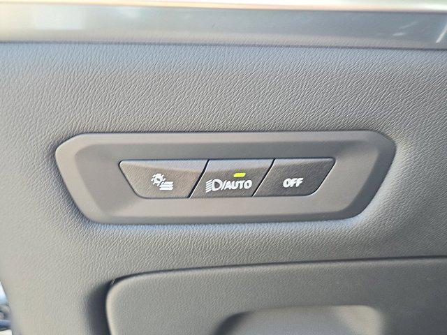 Photo of 2026 Mineral White Metallic BMW X5