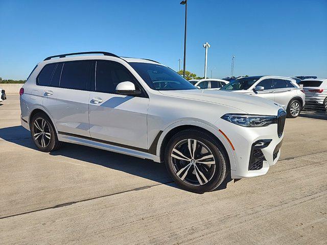 2022 BMW X7