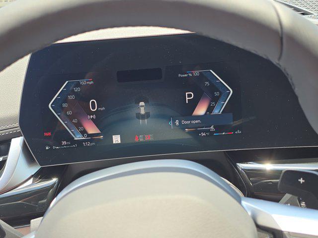 Photo of 2025 Alpine White BMW X1