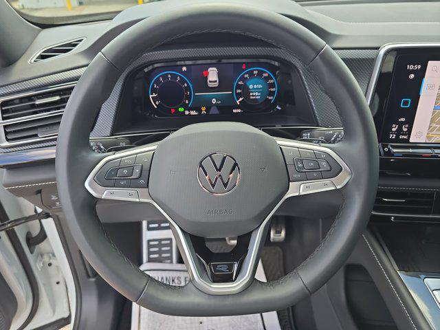 Photo of 2025 Opal White Pearl Volkswagen Atlas Cross Sport