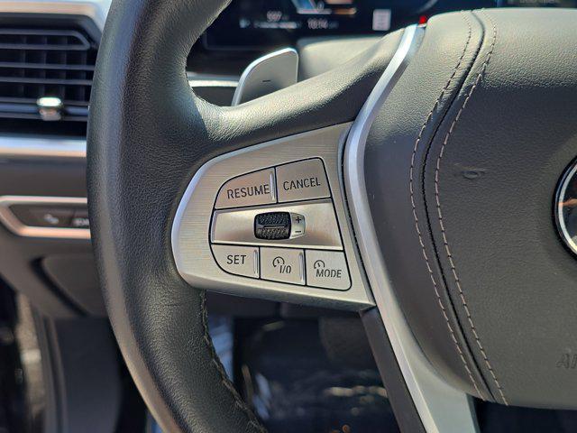 Photo of 2024 Black Sapphire Metallic BMW X7