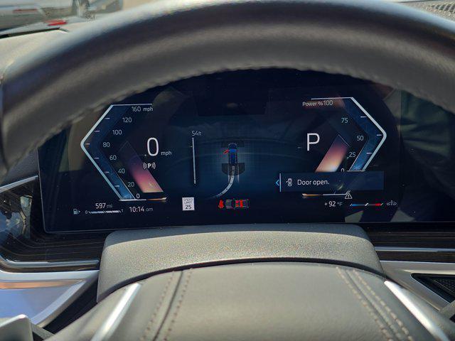 Photo of 2024 Black Sapphire Metallic BMW X7