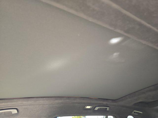 Photo of 2026 Alpine White BMW X7
