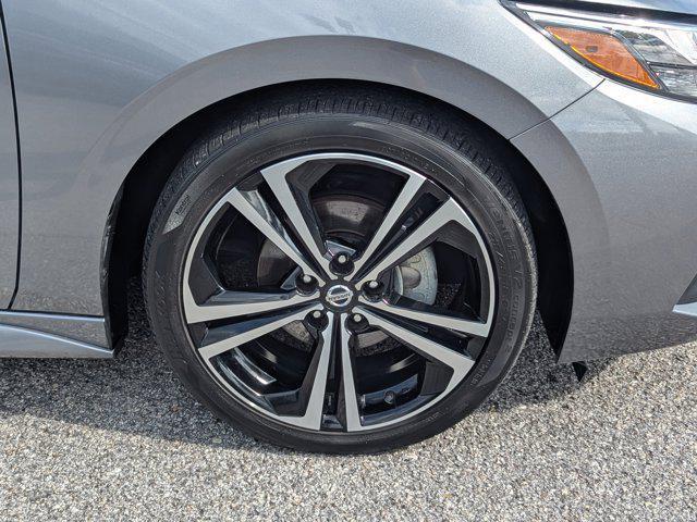 Photo of 2021 Gun Metallic/Super Black Nissan Sentra