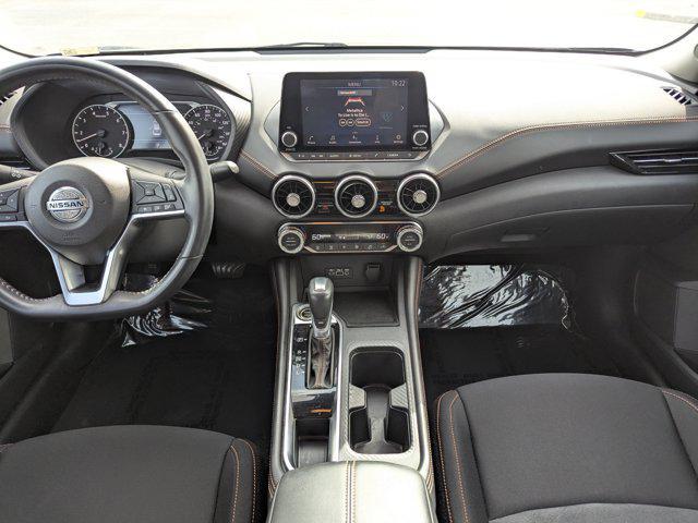Photo of 2021 Gun Metallic/Super Black Nissan Sentra