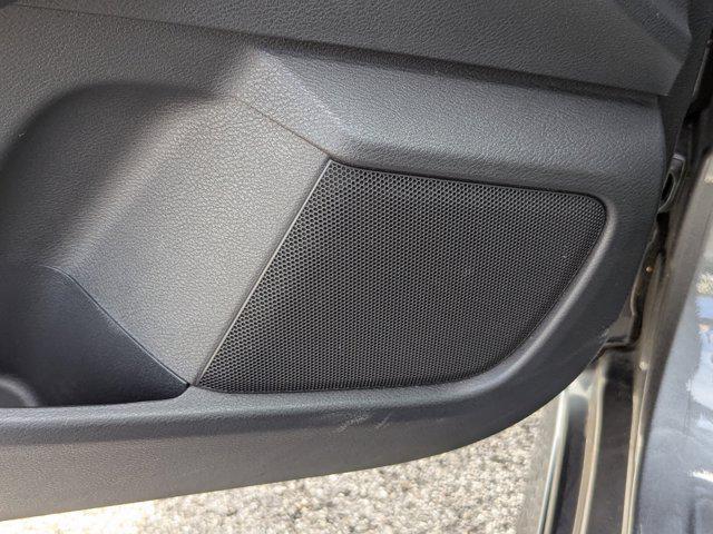 Photo of 2021 Gun Metallic/Super Black Nissan Sentra