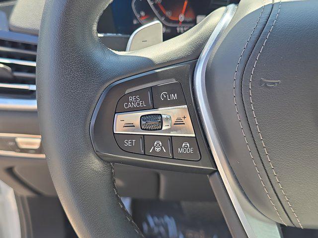 Photo of 2022 Mineral White Metallic BMW X5