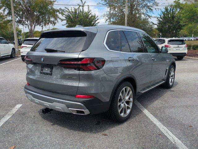 Photo of 2024 Gray Metallic BMW X5
