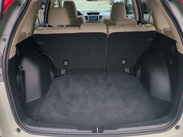 Photo of 2015 White Honda CR-V