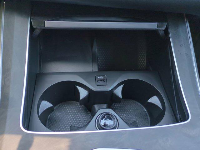 Photo of 2026 Mineral White Metallic BMW X5