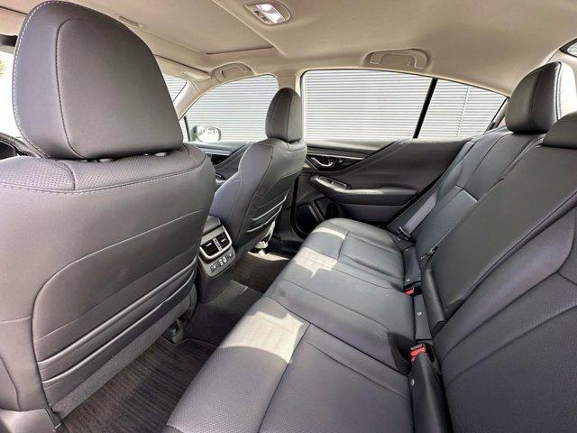 Photo of 2025 Crystal White Pearl Subaru Legacy