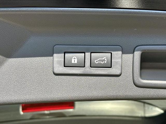 Photo of 2025 Crystal Black Silica Subaru Forester