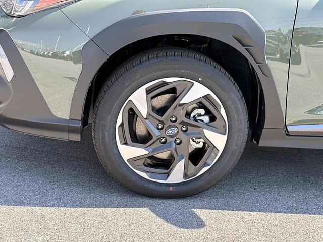 Photo of 2025 Alpine Green Subaru Crosstrek