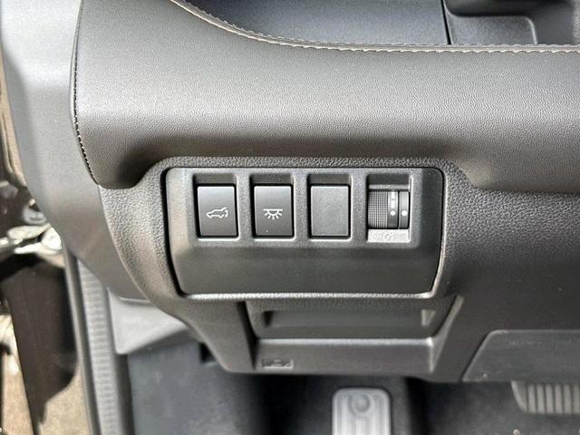Photo of 2025 Crystal Black Silica Subaru Ascent