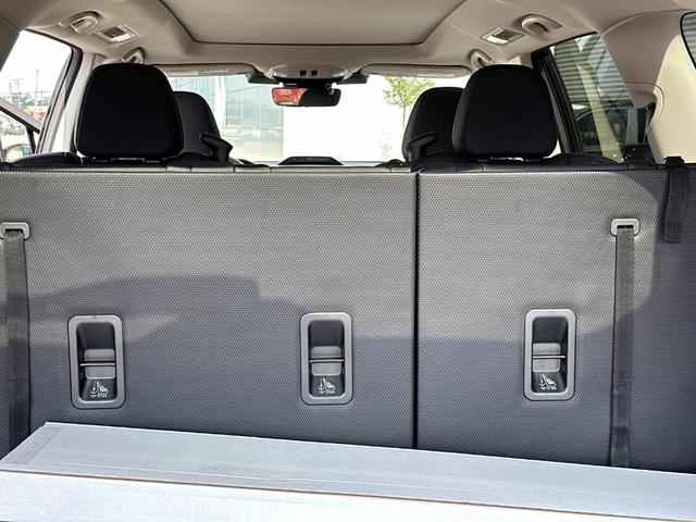 Photo of 2025 Crystal Black Silica Subaru Ascent
