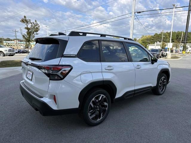 Photo of 2025 Crystal White Pearl Subaru Forester