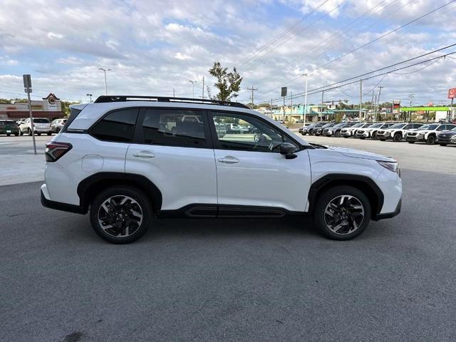 Photo of 2025 Crystal White Pearl Subaru Forester