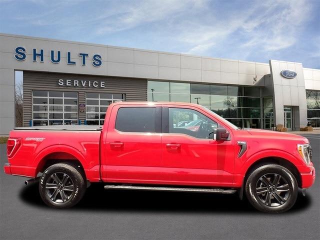 Photo of 2022 RACE RED Ford F-150