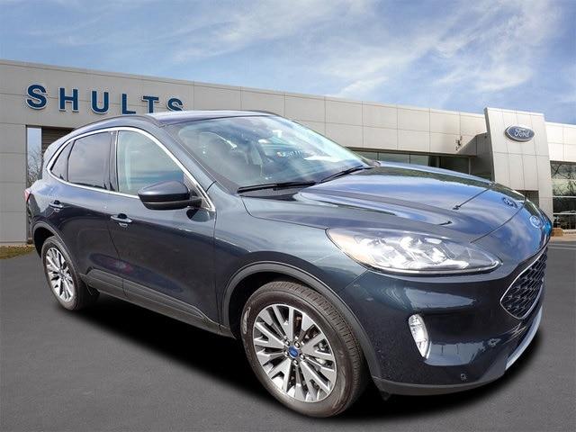 Photo of 2022 STONE BLUE METALLIC Ford Escape