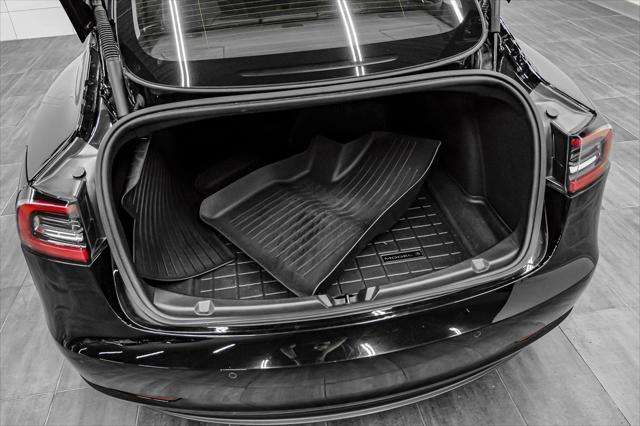 Photo of 2021 Solid Black Tesla Model 3