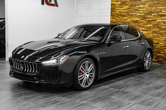 Photo of 2019 Black Maserati Ghibli