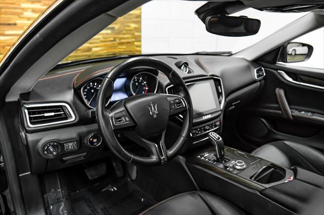 Photo of 2019 Black Maserati Ghibli