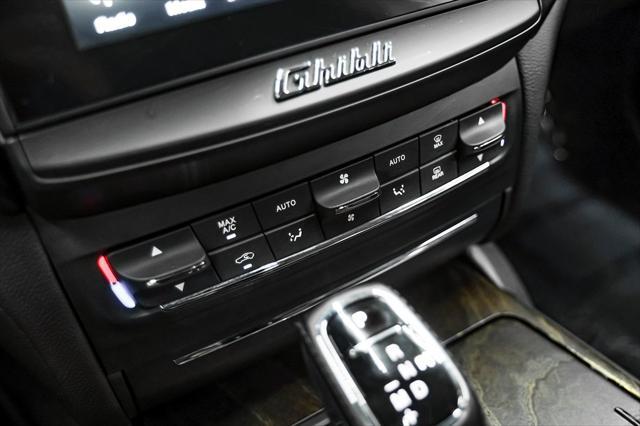 Photo of 2019 Black Maserati Ghibli