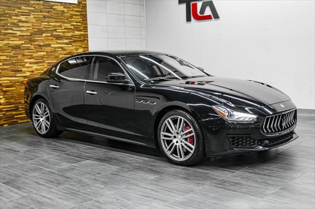 Photo of 2019 Black Maserati Ghibli