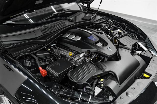 Photo of 2019 Black Maserati Ghibli