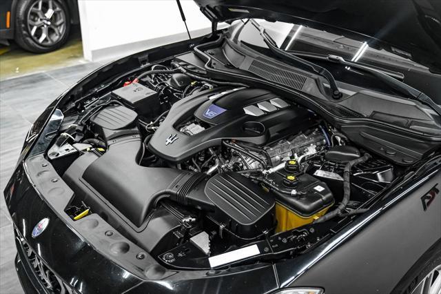 Photo of 2019 Black Maserati Ghibli