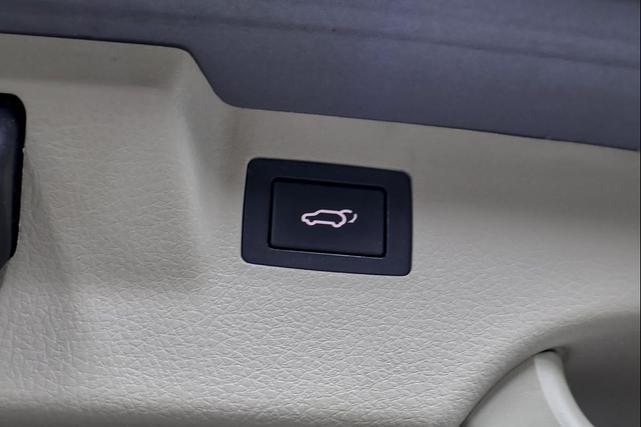 Photo of 2014 Satin Metal Kia Sorento
