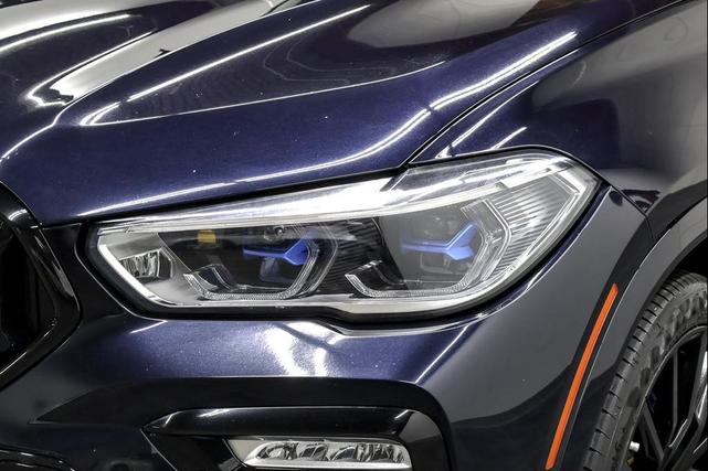 Photo of 2021 Carbon Black Metallic BMW X6