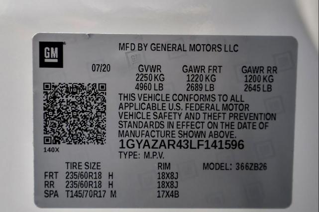 Photo of 2020 Crystal White Tricoat Cadillac XT4