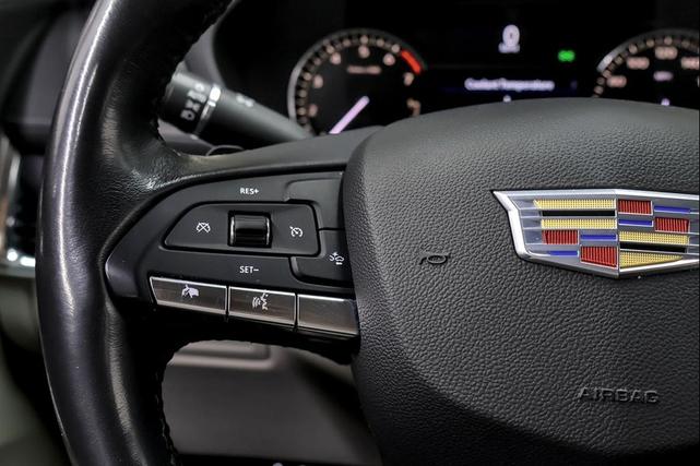Photo of 2020 Crystal White Tricoat Cadillac XT4