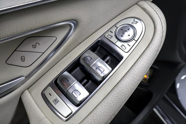 Photo of 2018 Selenite Grey Metallic Mercedes-Benz C-Class