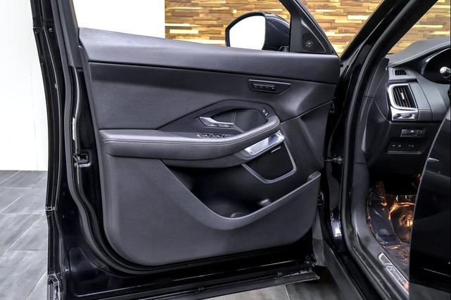 Photo of 2019 Santorini Black Metallic Jaguar E-PACE