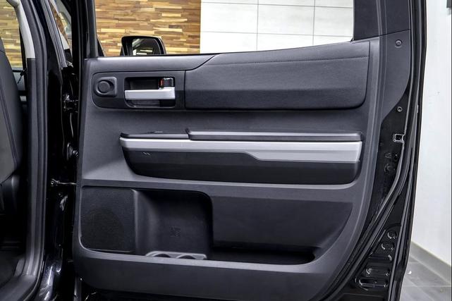 Photo of 2021 Midnight Black Metallic Toyota Tundra