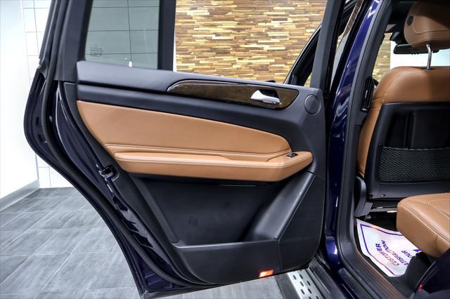 Photo of 2017 Brilliant Blue Metallic Mercedes-Benz GLS 450